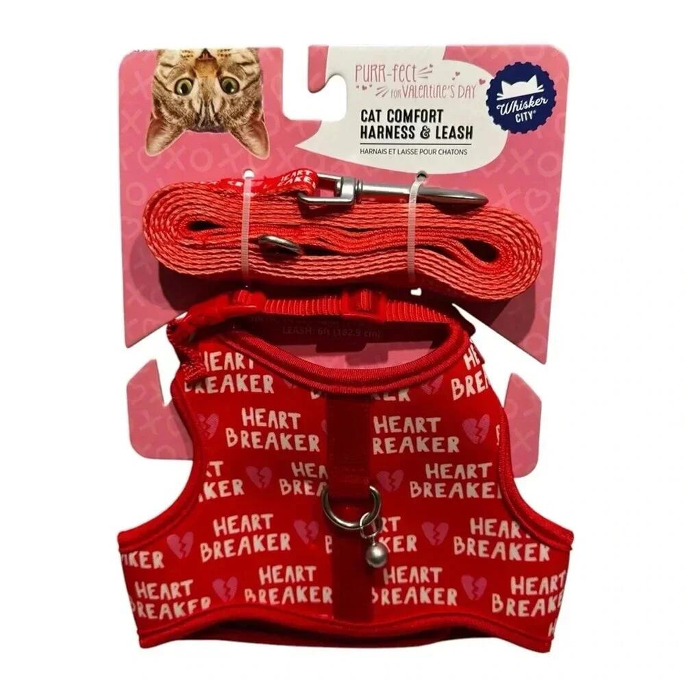 NWT Cat Harness and Leash Valentine’s Day
